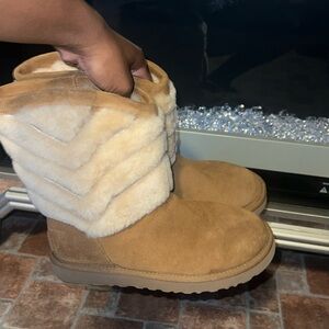 Ugg- Chestnut Boots